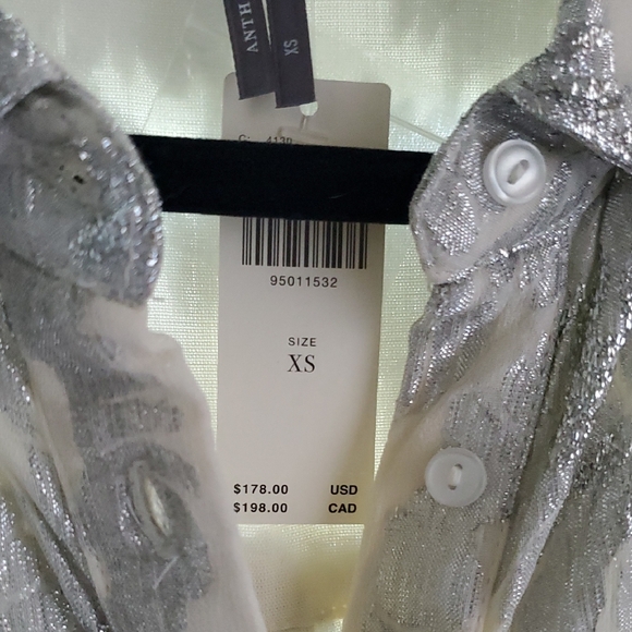 Anthropologie Silver and Cream Blouse - Picture 3 of 6